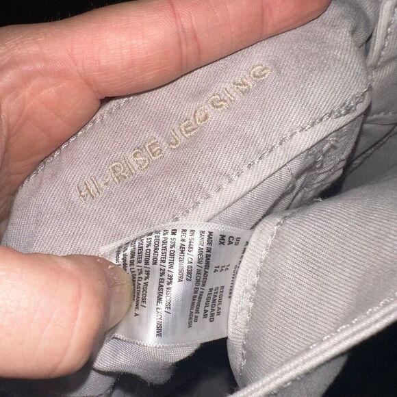 American Eagle tan destroyed stretch hi-rise size 14 jeggings - Picture 2 of 4